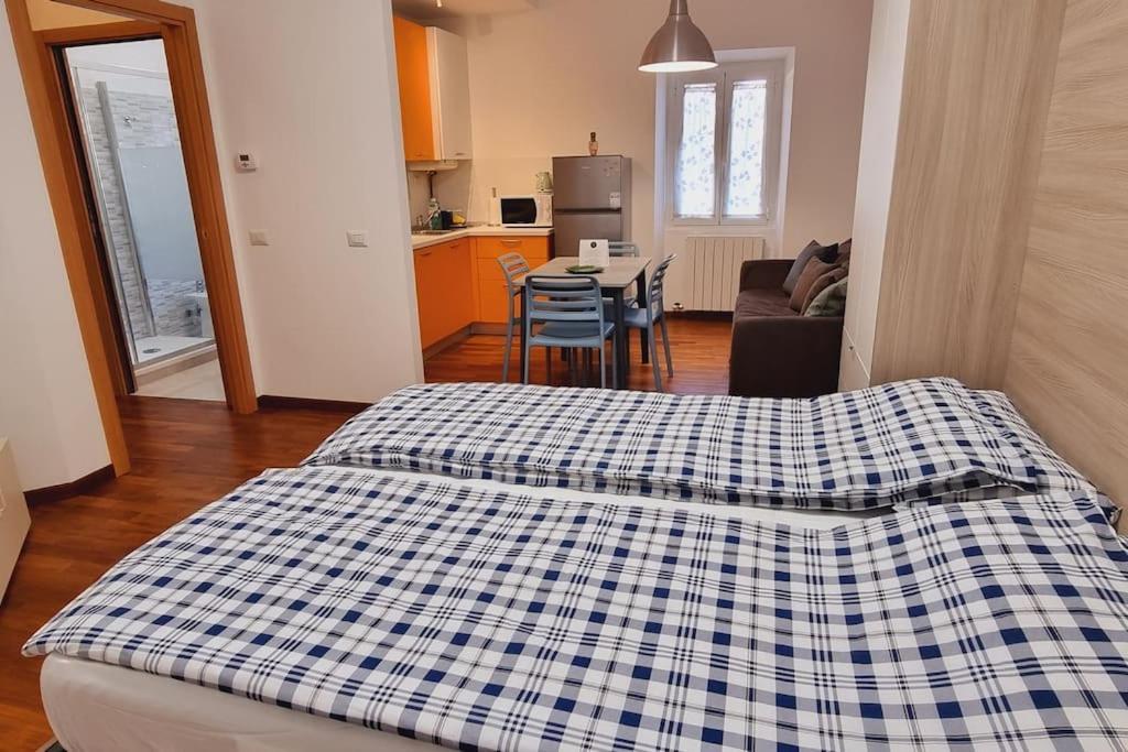 My House&Apartments Аграте Брианца Екстериор снимка