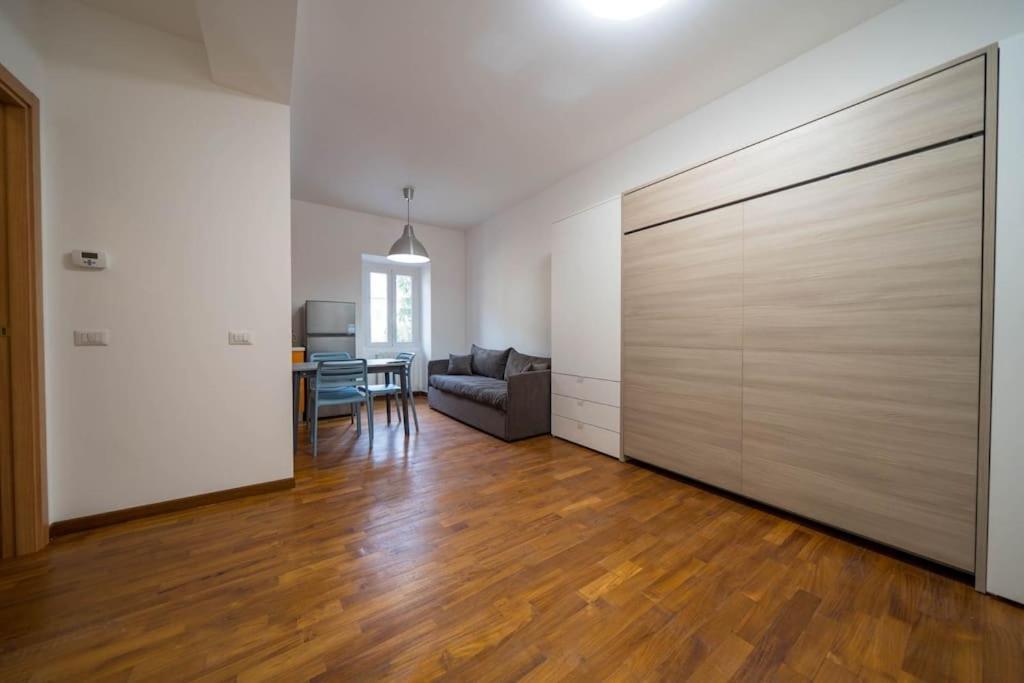 My House&Apartments Аграте Брианца Екстериор снимка